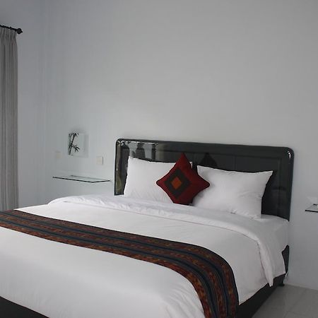 U House Seminyak Ξενοδοχείο Kerobokan Δωμάτιο φωτογραφία